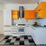 Charme Apartament Argegno